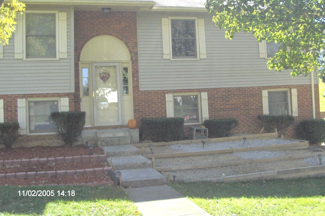 - 3 Bedroom 2 Bath House 2 Car Garage