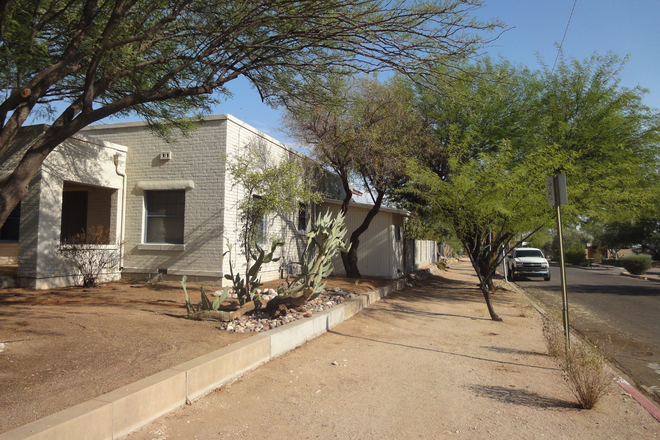 front of house - 1804 E. 7th Street (rent includes all utilities)