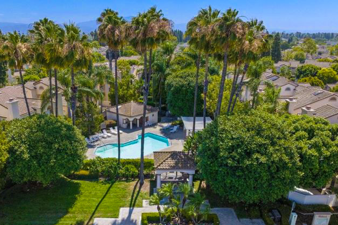 Aerial View - 🌿 10–12 Min Bike to UCI | Gorgeous Fully Furnished Shared Master bedroom + Professional Workstation