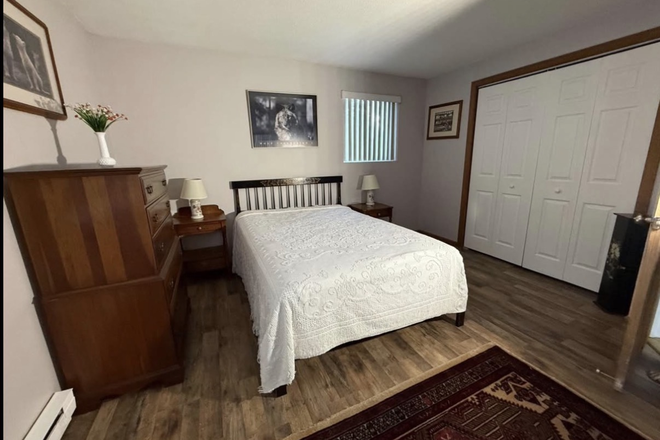 Bedroom - Coventry house very quiet and safe area
