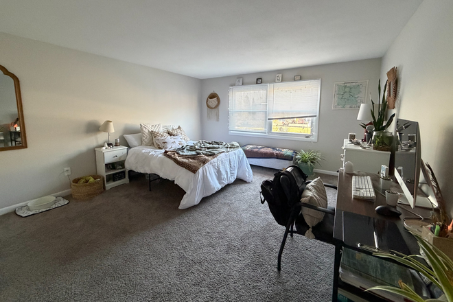 Bedroom 2 - 2B1B at Cliffside Apartments