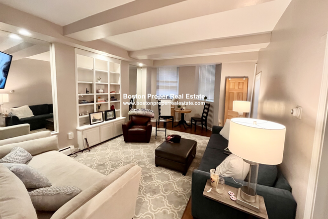 A - Gorgeous unit, close to Symphony and Prudential