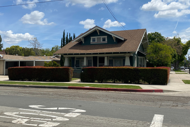 Front Exterior - Charming 3 bedroom home near the Orange Circle and Chapman University
