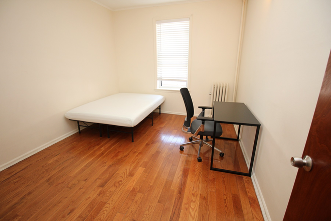 Bedroom A, $890/month for 12-month lease, utilities and internet included in rent - $890 / 1BR in 3BR Apt – Share with NYU Grad Student & Alumnus at a nice community