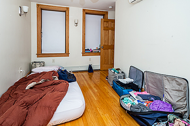 Bedroom - Garden St 4 Bed Beacon Hill Apartments