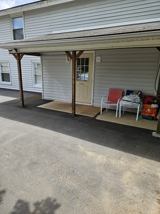 outside of home - 93 Plumtree Rd Sunderland, MA 01375 Apartments