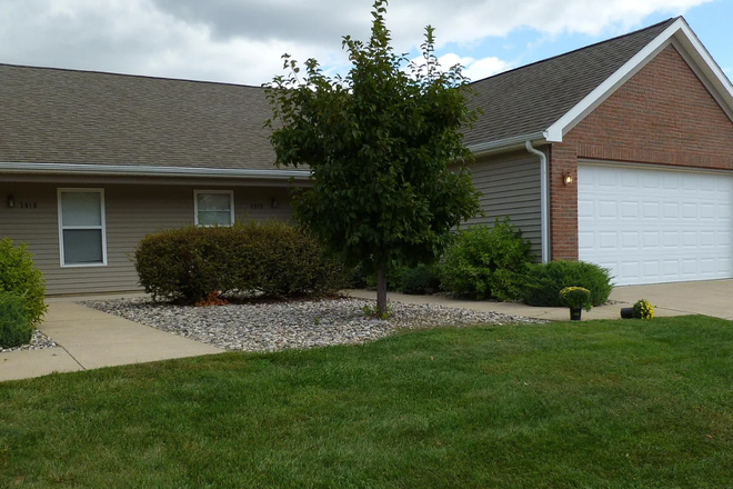 Outside Stree View - Housing Next to Lark