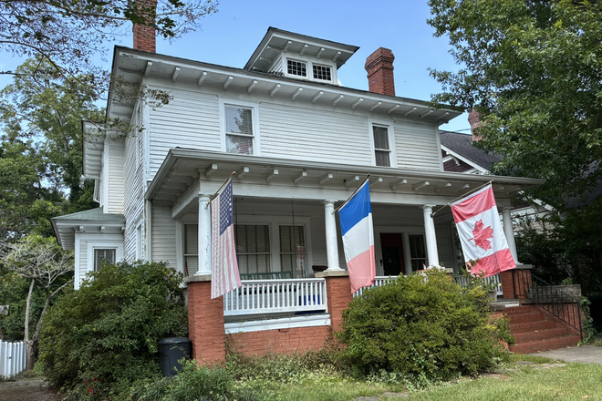 Street View - private apartment entrance is down driveway at left - Spacious Furnished Studio with Separate Kitchen - Downtown Decatur