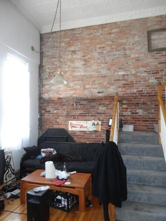 Hub Realty - Beautiful duplex 3 bedroom in South End with new kitchen and dishwasher Apartments