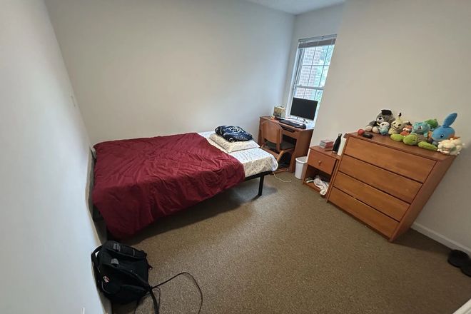 Bedroom - UMD Courtyards Apartment - Close to Campus + Free Utilities!