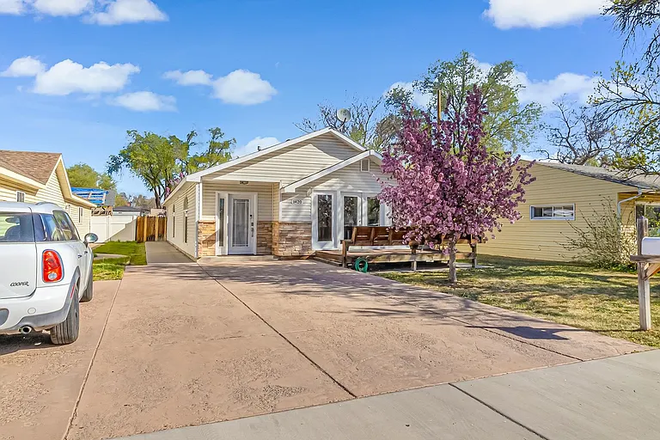 Street View - 3 Bedroom House Close to Campus