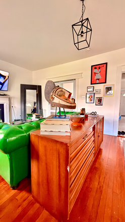 General Lounge - Quiet and Quality Rooms for rent House