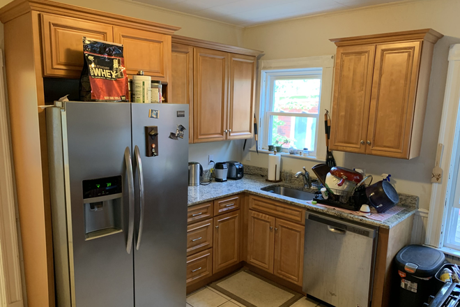 . - 5BR/2BA SOMERVILLE APT | LAUNDRY IN BUILDING | NO BROKER FEE | AVAILABLE 09/01