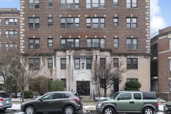 Apartment Building - NEEDED SUBLET FOR SPRING 2027, 1999 Commonwealth Ave