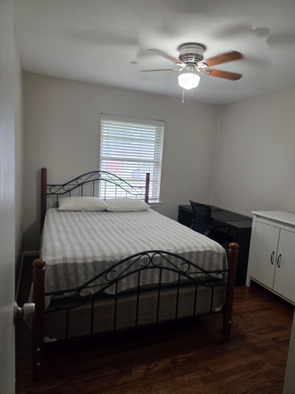 Bedroom #2 - Fully Furnished Bedrooms - TWO rooms available, 3 miles south of UTD