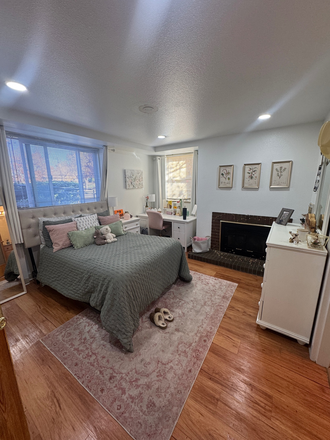 Bedroo, (bathroom is on the right of this image before the dresser) - Delta House