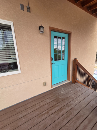 Front Door - 4 Bedroom, 3 Bath Loft House, walking distance to CMU