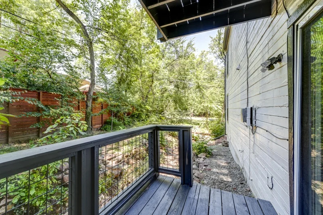 Back porch - FIRST MONTH RENT IS FREE!! - Female CU Student Wanted for 1 BR IN 2BR/1B Apartment