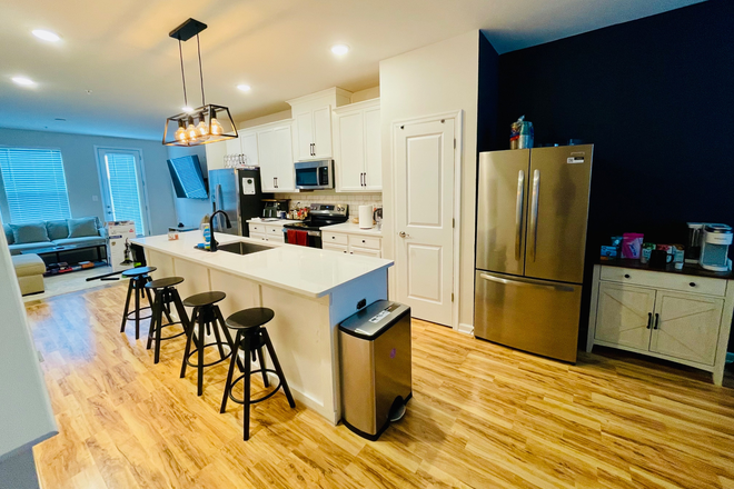 Kitchen - Brand New Townhouse/Room for rent