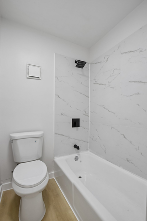 main bath - 2BR Renovated - $846/Person with a Roommate in Hillsboro Village, Walk to Campus