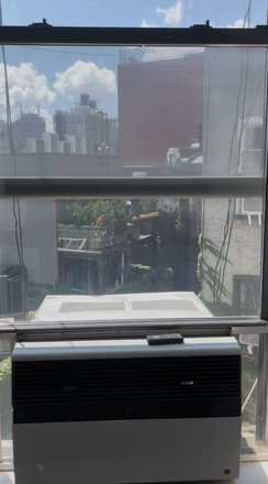AC unit in kitchen - 15 minute walk to campus, in unit AC, dishwasher, in-room closet, beautiful location Apartments