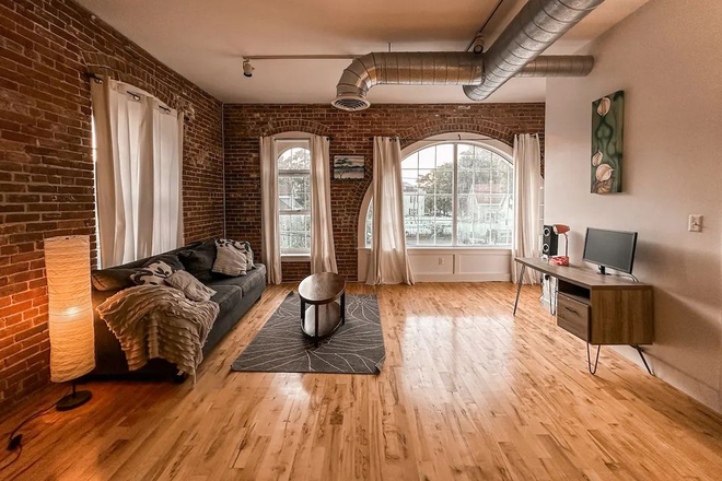 Living room - 2 beds 1 bath Apartment