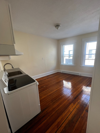 Living Space - Huntington Ave 2 Bed Mission Hill Apartments