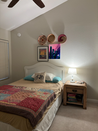 Private Bedroom - Furnished Private Room + Bath Near UA – Utilities Included