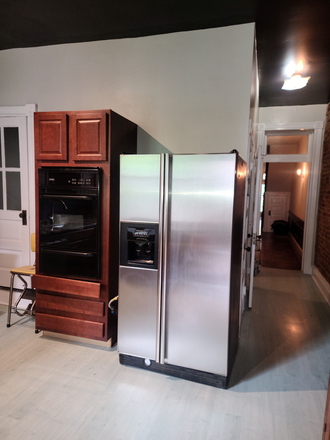 Kitchen - 5 Bedroom Townhome