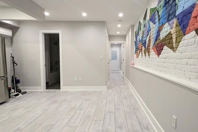 Shared living space - Bushwick Spacious Private Br - only 20min away from City