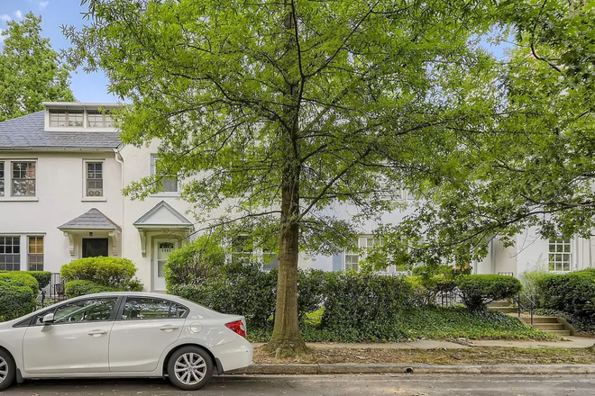 Exterior of house - Canterbury Townhouse