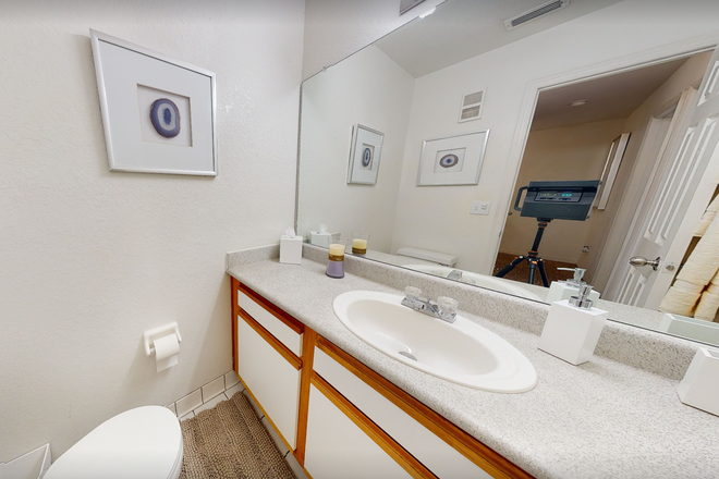 Private bathroom - Female Only Furnished Sublease ($865 with utilities included) Townhome