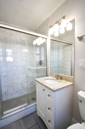 Text (774)365-8421 for more info!!! - **Westland Ave** 3BED/1BATH **NO BROKER FEE** (Available 9/1) Apartments