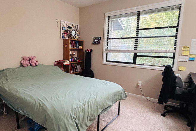 Bedroom for lease - 1 Bedroom in 2b2b /Fully Furnished/Late Jan Flexible Move-in/Female Only/Cortland Viridian