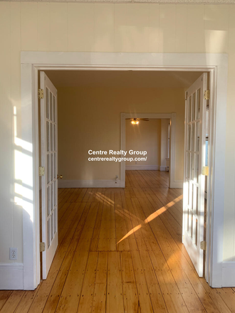 . - SPACIOUS 3 BED / 2 BATH, LAUNDRY IN BUILDING, NO BROKER FEE!! 9/1/26