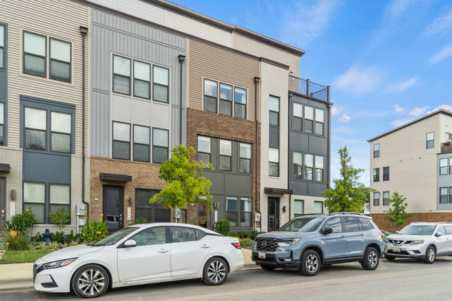Exterior - Welcome to Modern Comfort Townhouse in West Hyattsville!