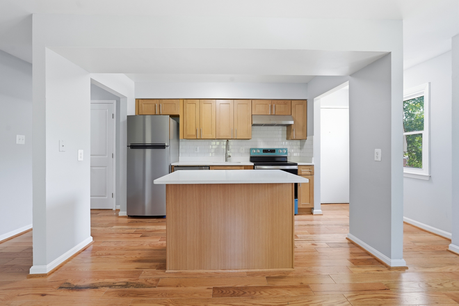Kitchen - 4804 Calvert Rd - 3 Apartments