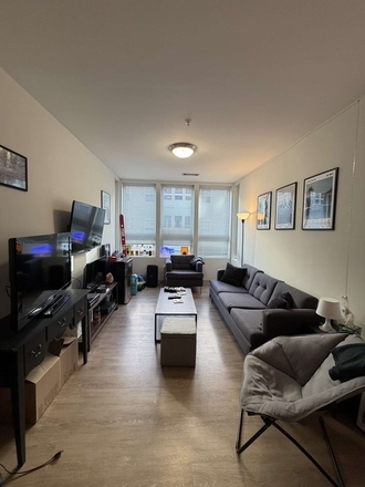 living room - LANDMARK, COLLEGE PARK MD