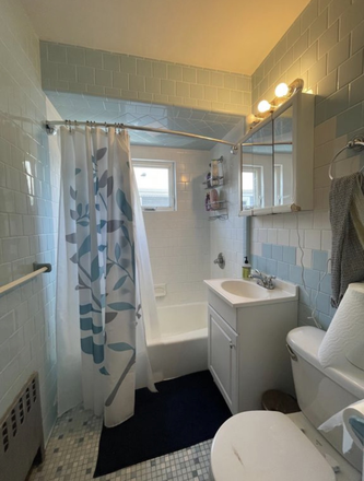 - - TUFTS UNIVERSITY 2027 HOUSING 6 BED 2 BATH Apartments
