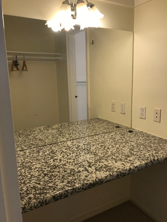 Photo - 2111 Grove Street Apartment