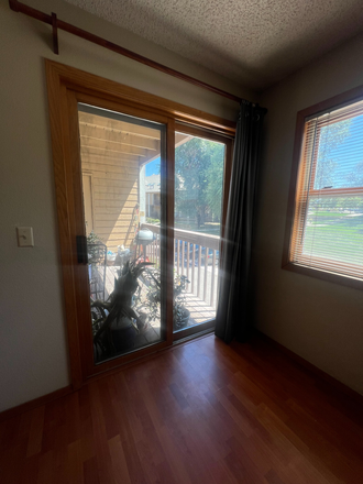 view from balcony - Gold Run Apartment Complex, Close to Campus