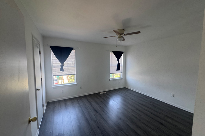 Master bedroom - Single family house for vcu students