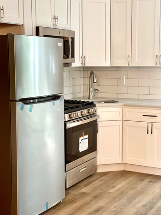 Kitchen - Charming 2 Bedroom House