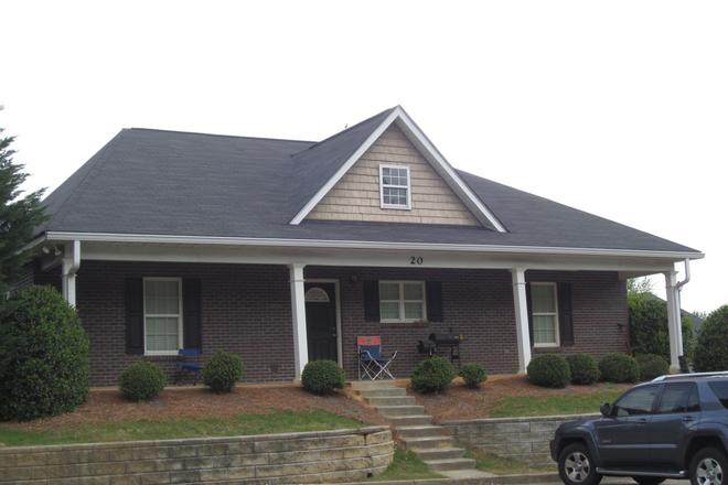 - 807 W Longleaf Drive #20