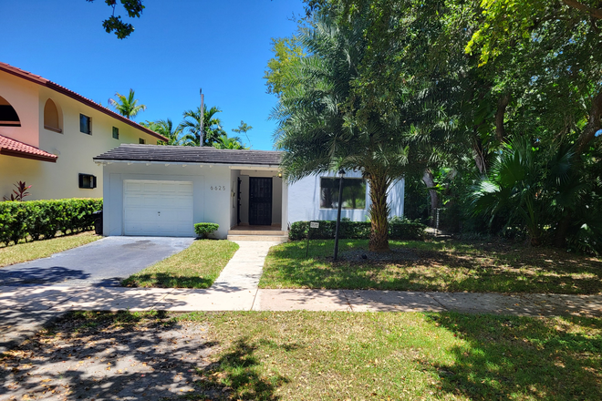 Front of house - Riviera Park House 2 BR/ 2BA + Bonus Rm House, 1,680sf