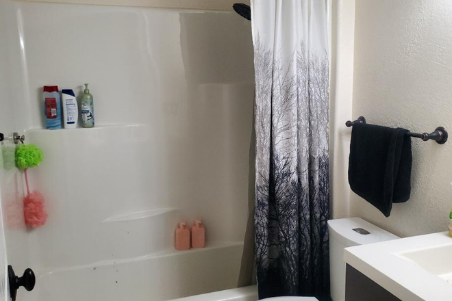 full bath - Furnished 2BR, 1 BA House
