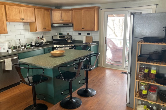 Kitchen - Room in Fully Furnished Shared House