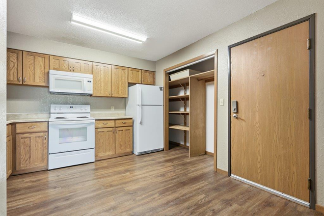 Kitchen - Campus View Apartments
