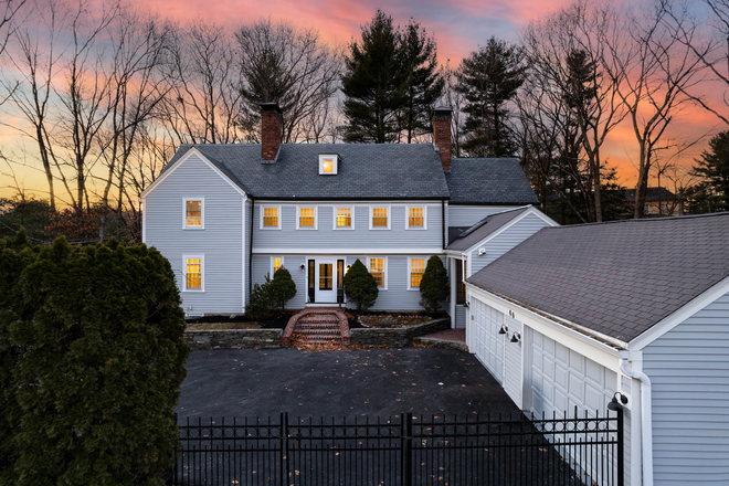 1 - AVAIL NOW〡8bed 5.5BA〡1ACRE - Pool, Yard, Garage〡Pets Allowed〡5600sqft+