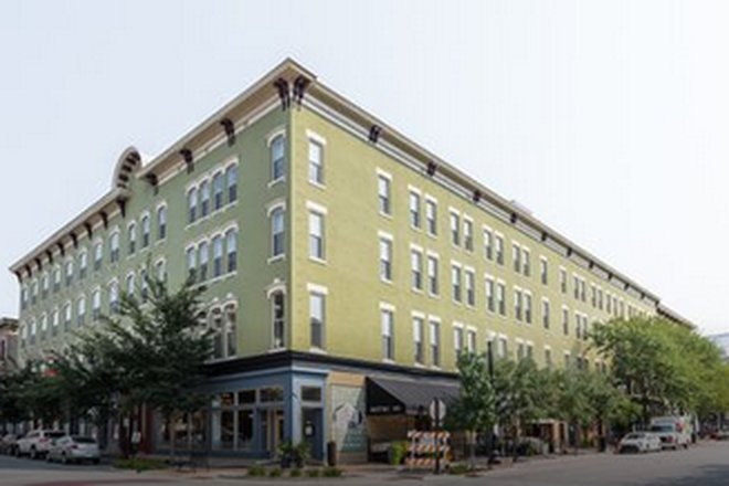 outside street view - Lahr Apartments - need roommate